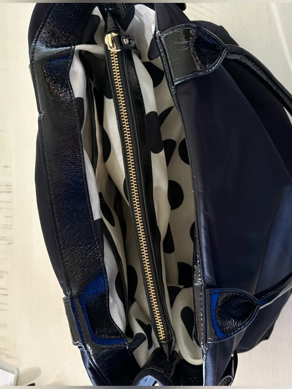 Kate Spade New York Lawrenceville Slim Kenny Tote Black Nylon Patent Leather Bow